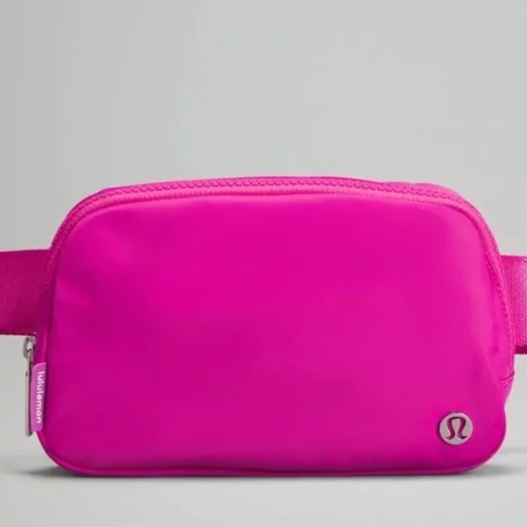 Lululemon Everywhere Belt Bag, 1L, Sonic Pink - Picture 2 of 5